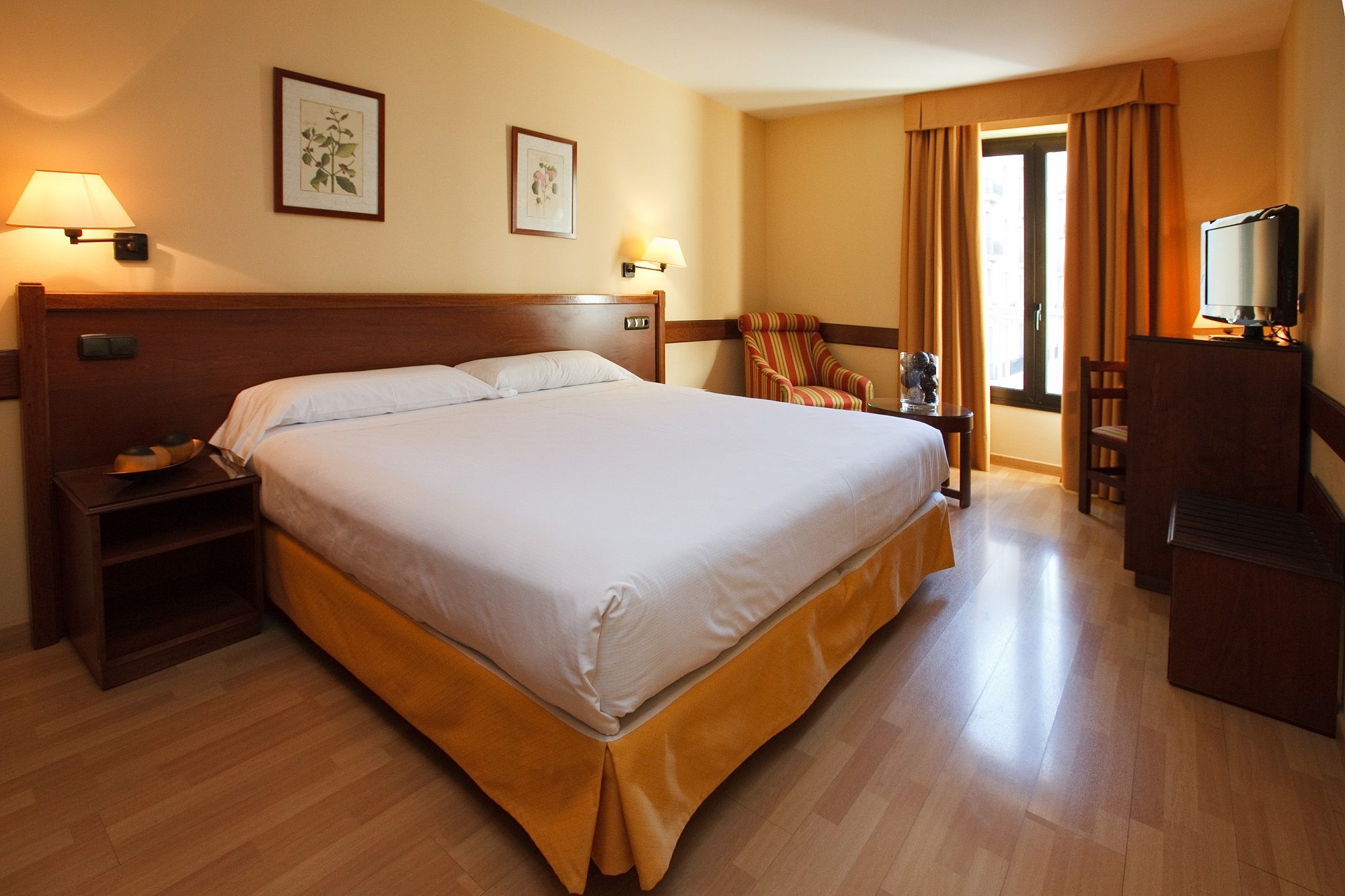 Hotel Oriente Saragossa Zewnętrze zdjęcie