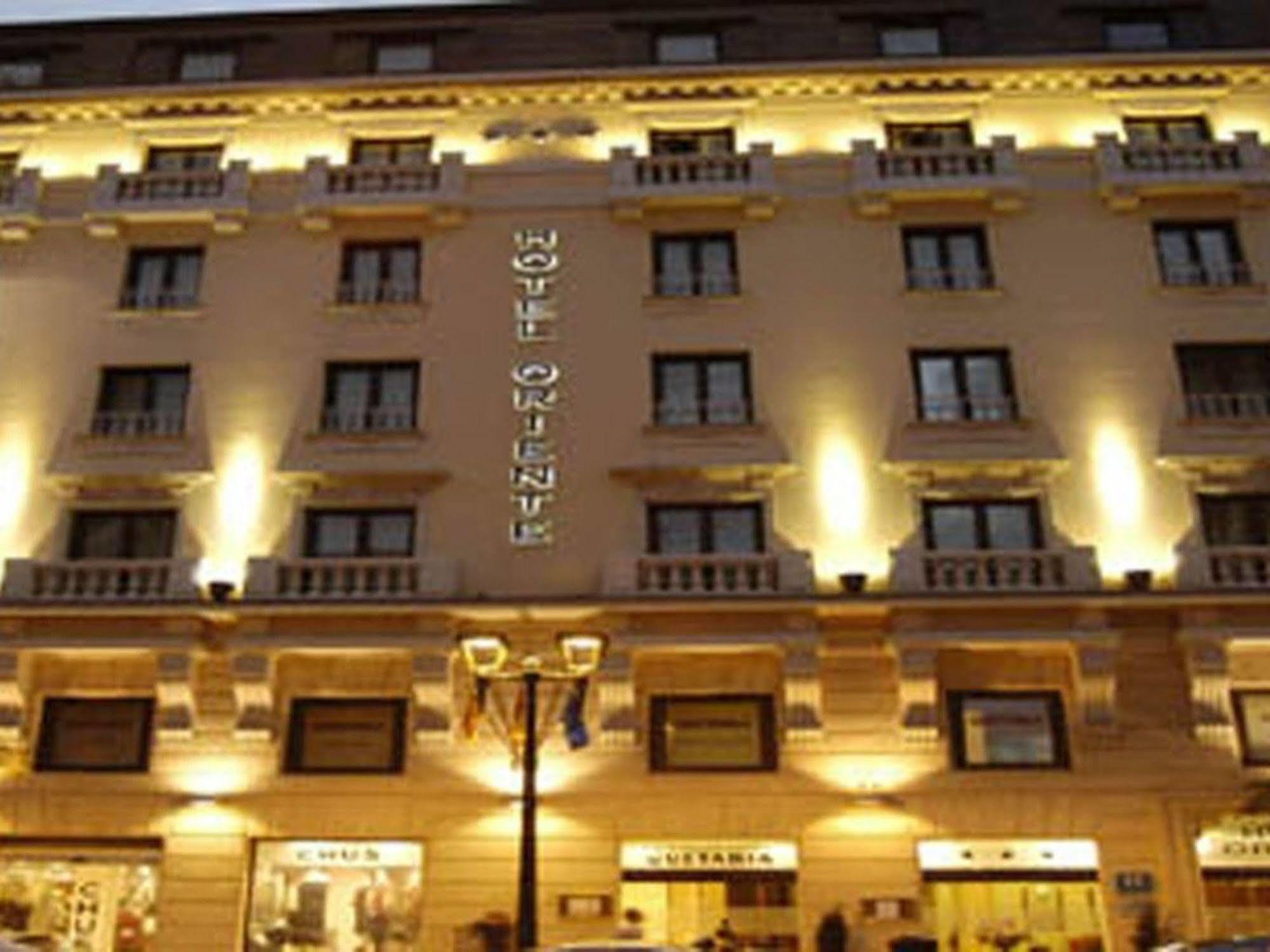 Hotel Oriente Saragossa Zewnętrze zdjęcie